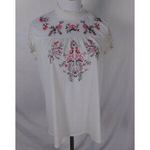 Time and Tru Embroidered Blouse M White Boho Cottagecore Lace